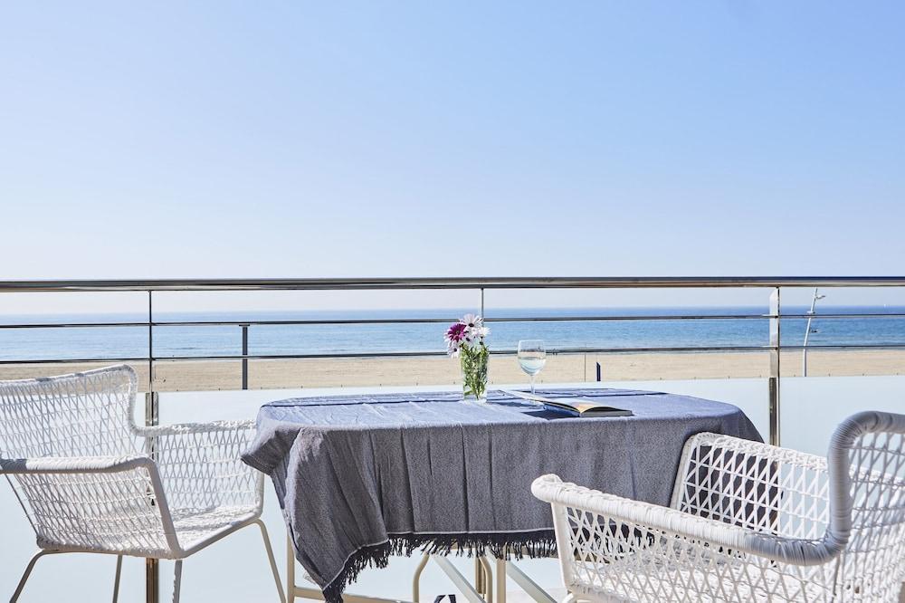 Casa Petit Bateau Be My Guest Castelldefels 아파트 외부 사진